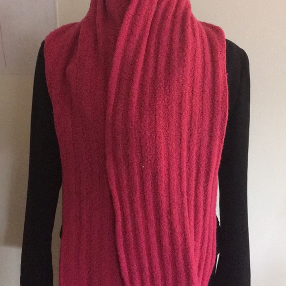 Vintage Pink Victoria’s Secret Set hat & scarf - Picture 5 of 6